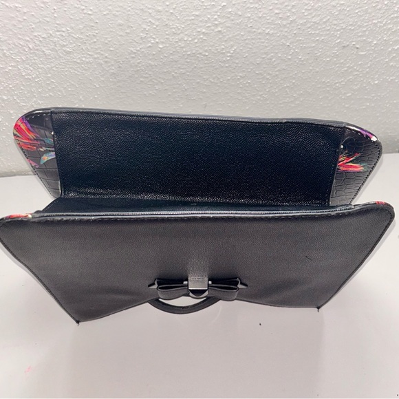 🌹Betsy Johnson black bow shoulder / hand bag with blk link strap. - Picture 10 of 15